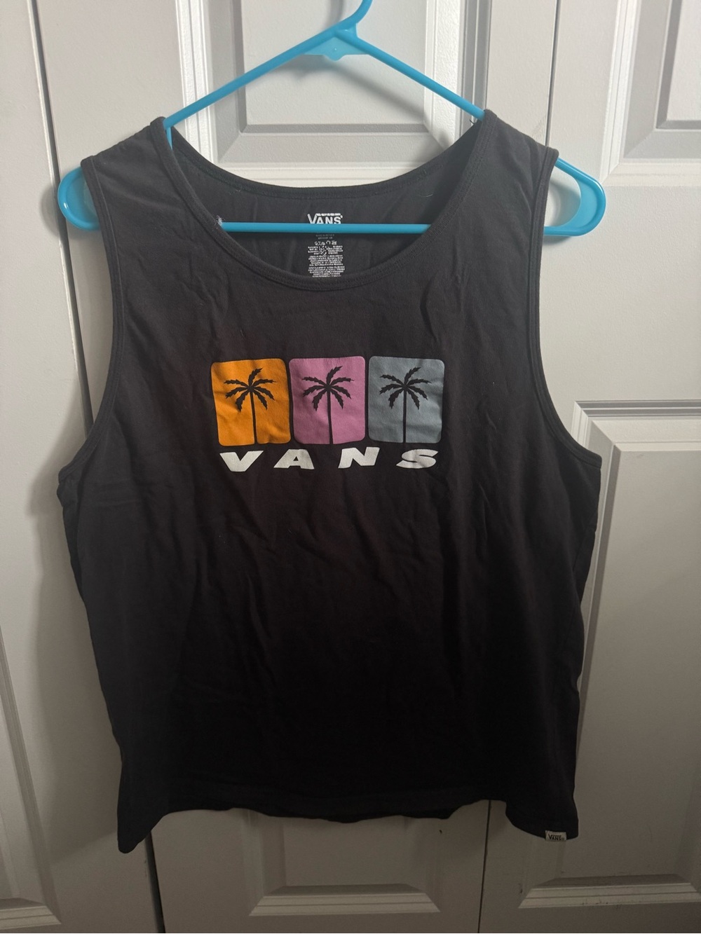 🌟 4 for $20 Sale!! 
Vans Black Tank Top with Orange Pink and Blue Palm Graphic